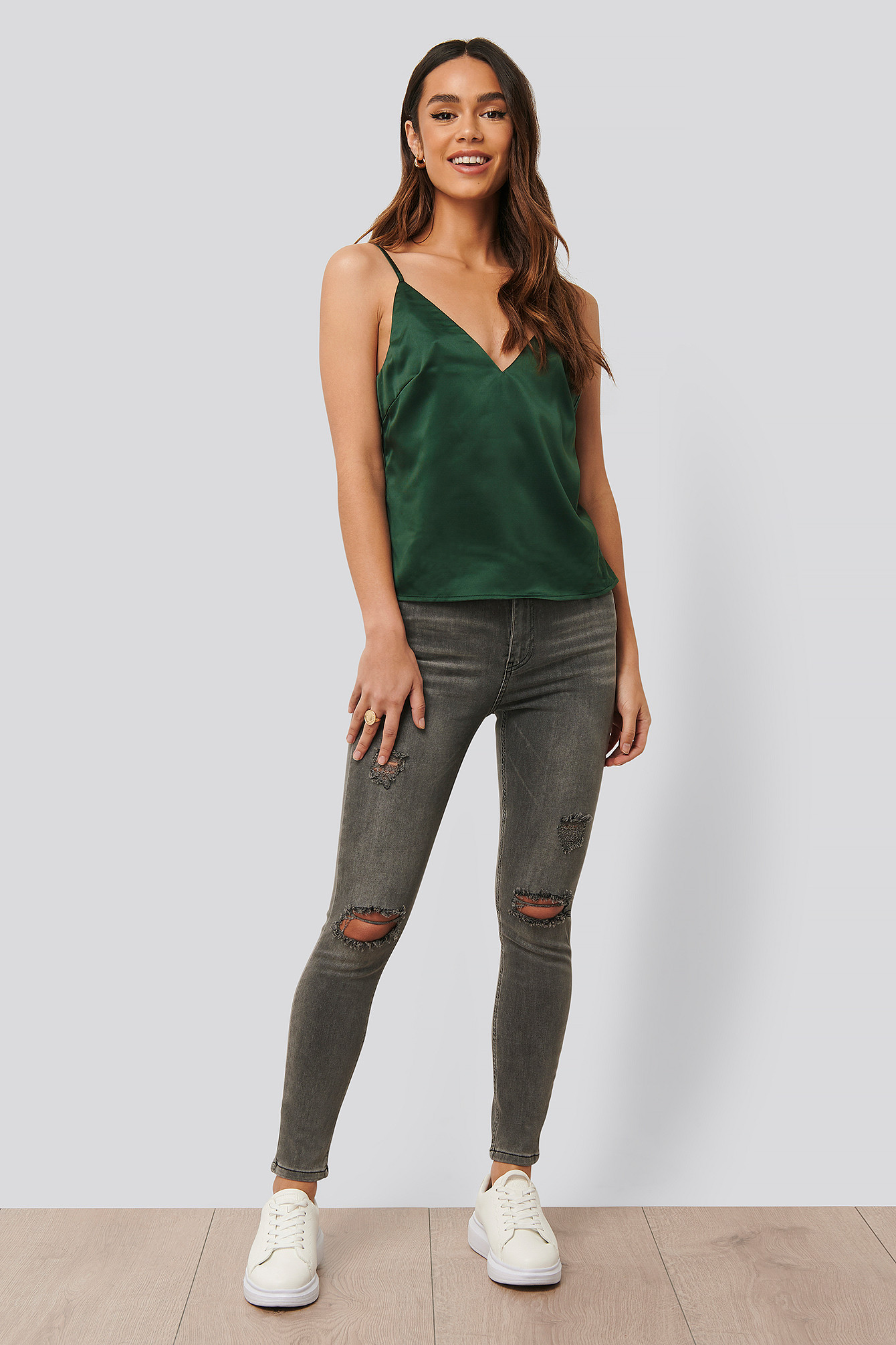 Gerippte Slim-Fit-Jeans Grau | NA-KD DE, AT, CH