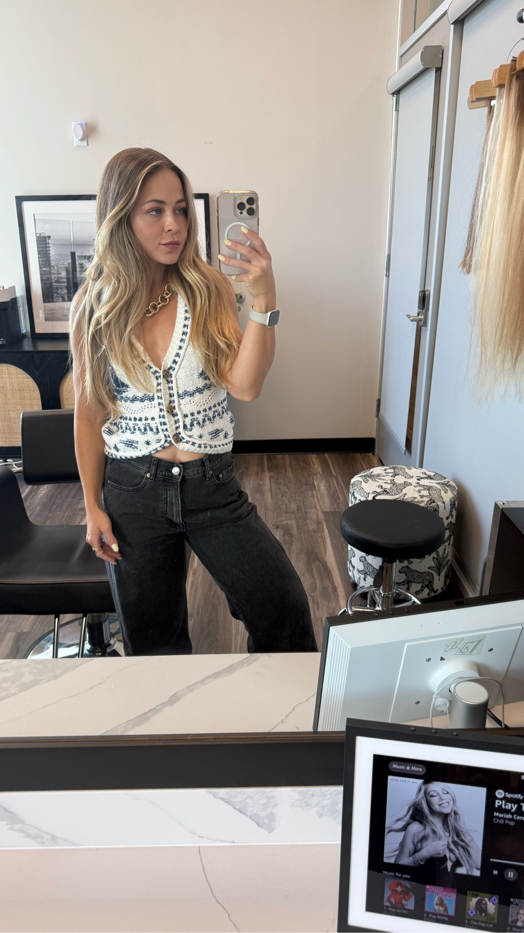 10 minute blow out refresh ft the only dry shampoo you’ll ever need and my favorite blow dry tool 

#LTKActive #LTKBeauty #LTKStyleTip