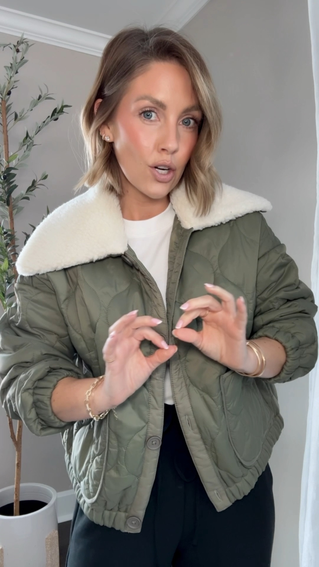 Loving these new @Target   pieces! Wearing the XS in everything! I will link the @Aritzia    Lodge pants too in case you are petite, I feel like they fit a little better in the waist and the length   

#LTKOver40 #LTKootd #LTKPetite