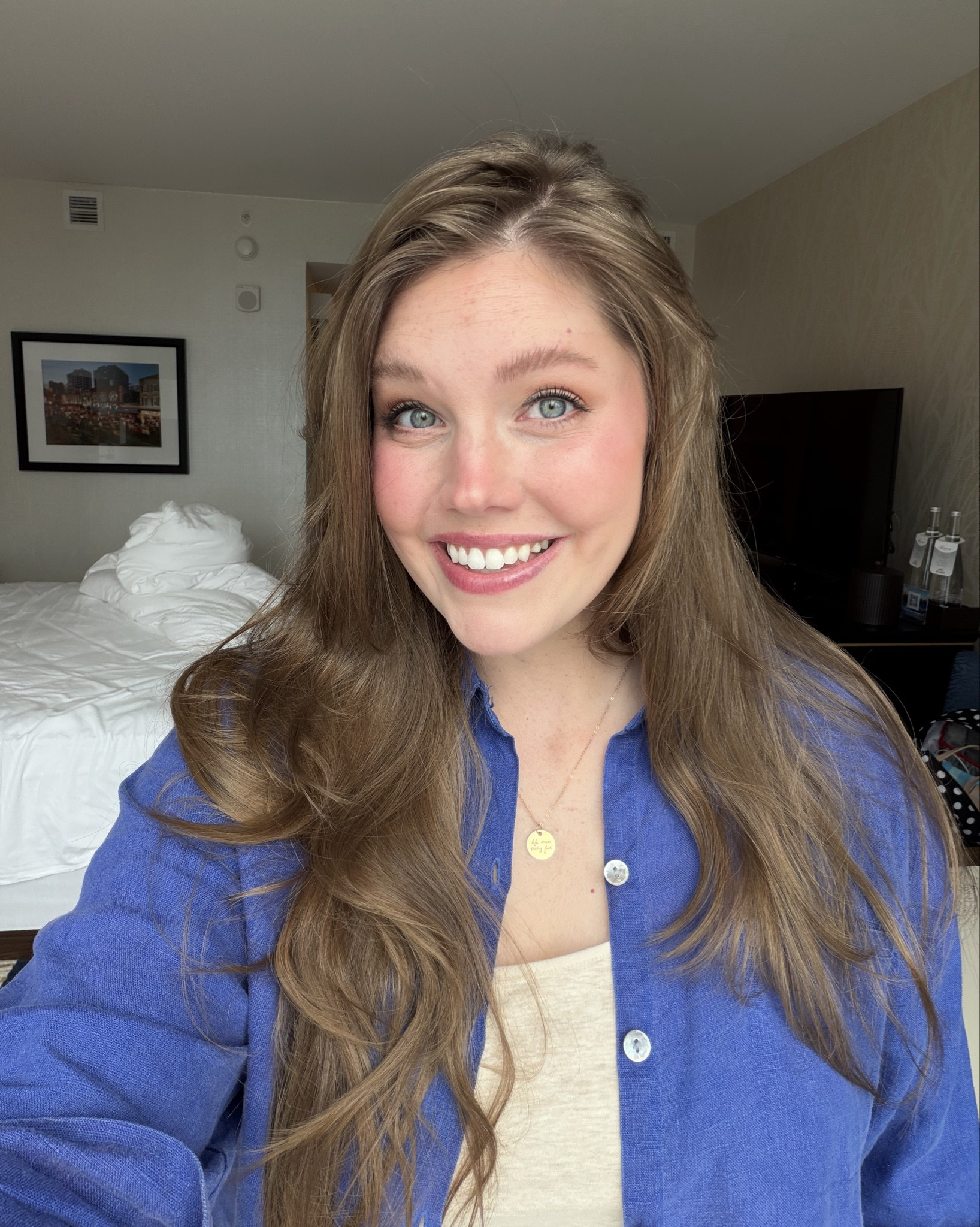 This is my favorite daytime makeup look and the products I used last all day! It's great mix of prestige beauty and drugstore makeup, too!
........
Long wear makeup fair skin makeup Lancôme foundation Lancôme teint idole longwear Makeup all day makeup wedding makeup best foundation best concealer pink blush Milani blush baked blush cream contour liquid contour makeup primer best setting spray drugstore beauty drugstore makeup liquid blush elf blush elf camo contour powder highlighter glowy skin glowy makeup best sunscreen under makeup Neutrogena sunscreen Neutrogena serum skincare spf summer makeup spring makeup blue eyes makeup best mascara drugstore mascara 

#LTKBeauty #LTKgrwm #LTKWedding