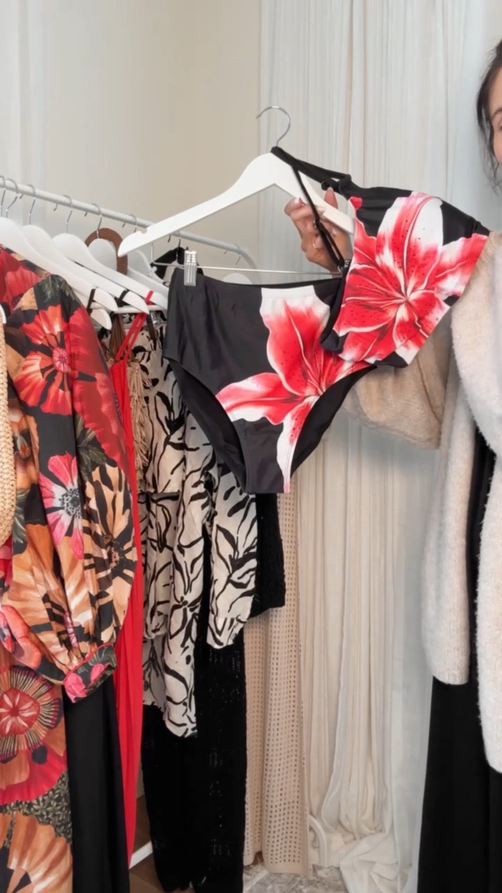 Save this… for your next vacation 🙌🏼☀️ I’m just shy of 5-7” for reference and will add sizing to these pieces below
Two piece swim: small 

#LTKSwim #LTKTravel #LTKSeasonal