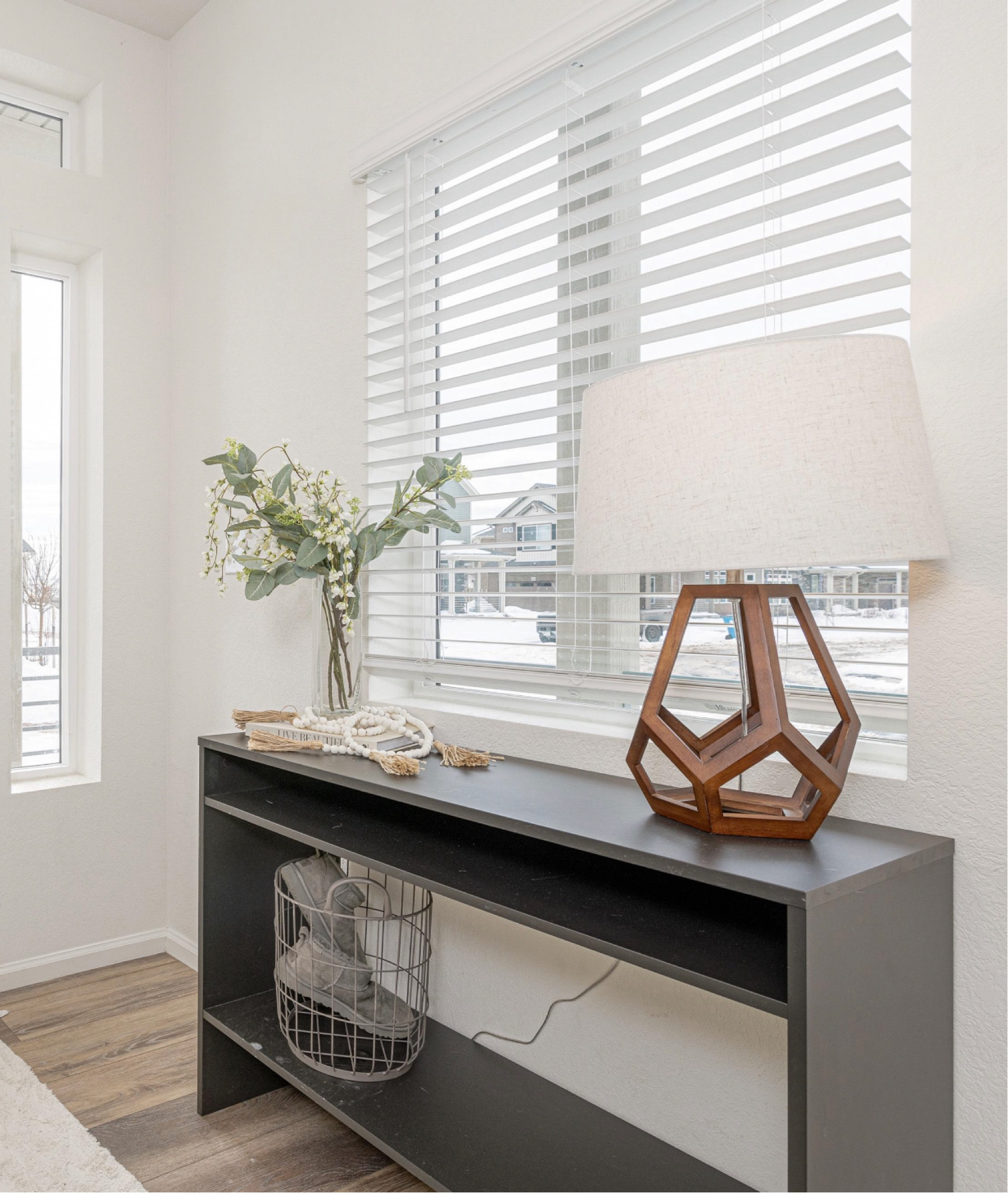 Front entry table for between Winter & Spring 🌱

#LTKhome #LTKunder50