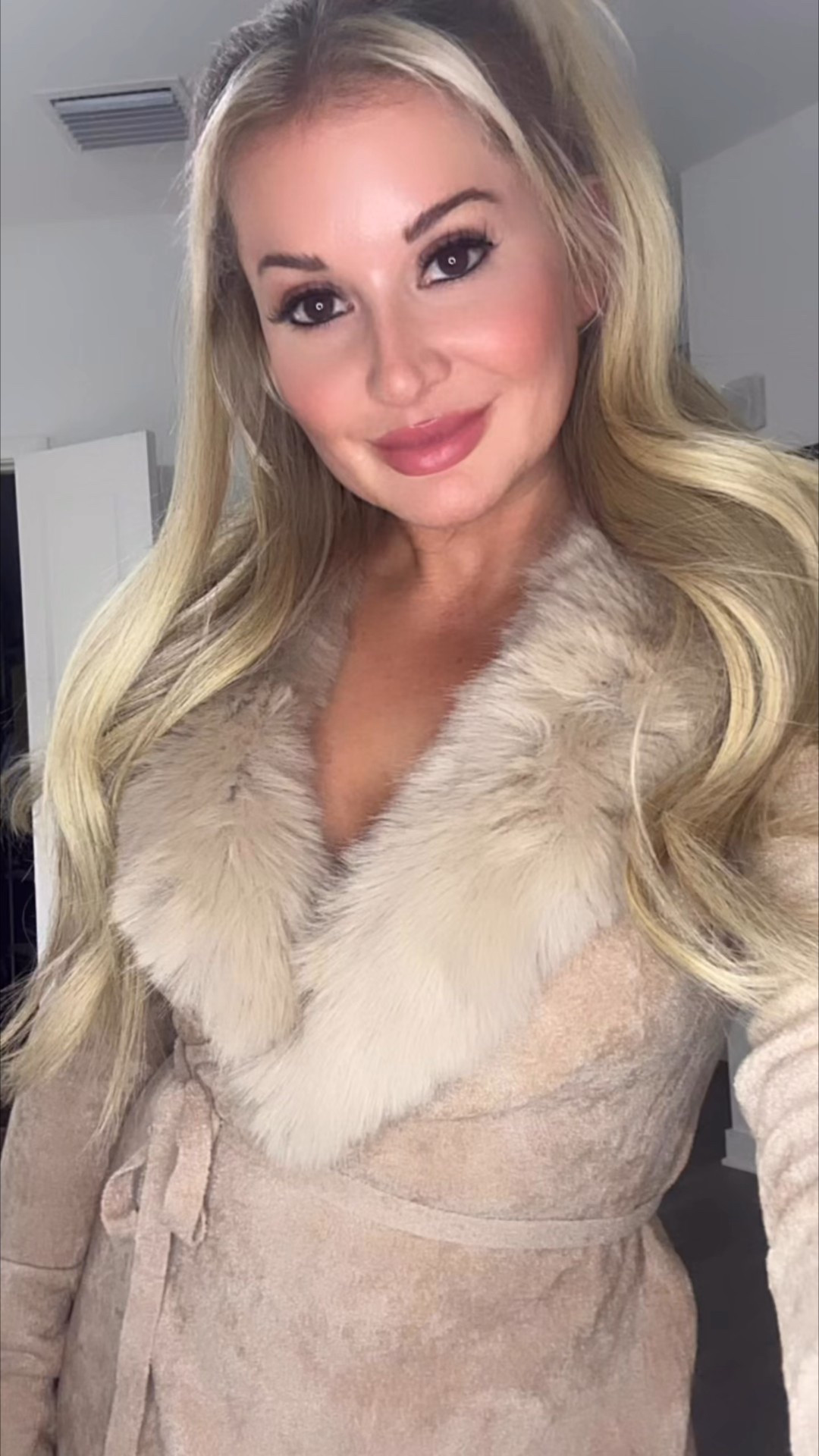 Ski season forever! TTS except ski sweater in last clip size down 2 sizes for regular fit for oversized size tts (medium for me). @Revolve 

#LTKPetite #LTKOver40 #LTKSeasonal