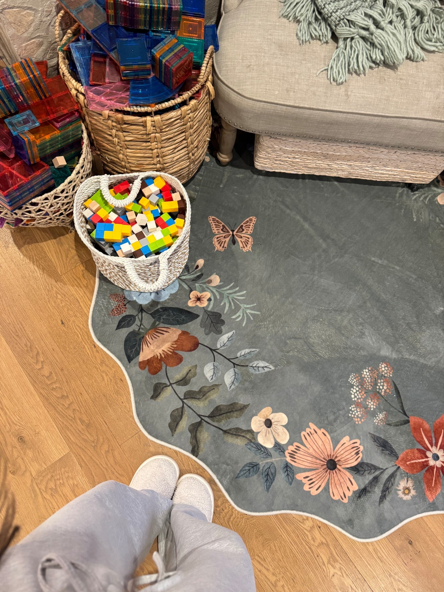 New rug! I got the 6’ round

#LTKHome