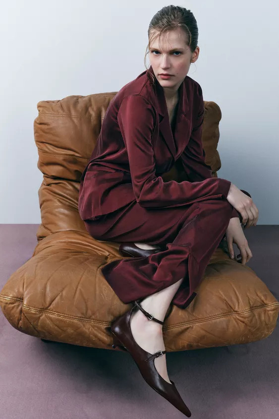 STRAPPY KITTEN HEELS | Zara US