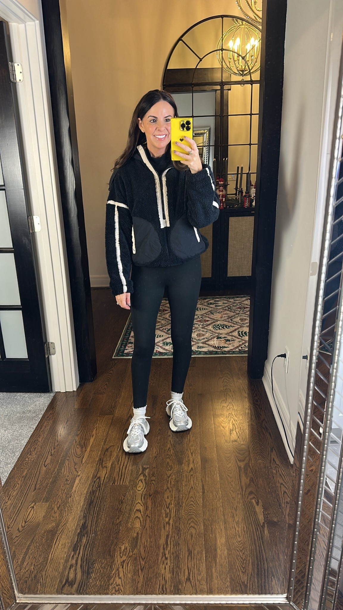 Travel outfit to Chicago! 
Cleese lined leggings 
Alo look alike top from Target 
9060 new balance sneakers 

#LTKOver40 #LTKFindsUnder50 #LTKTravel