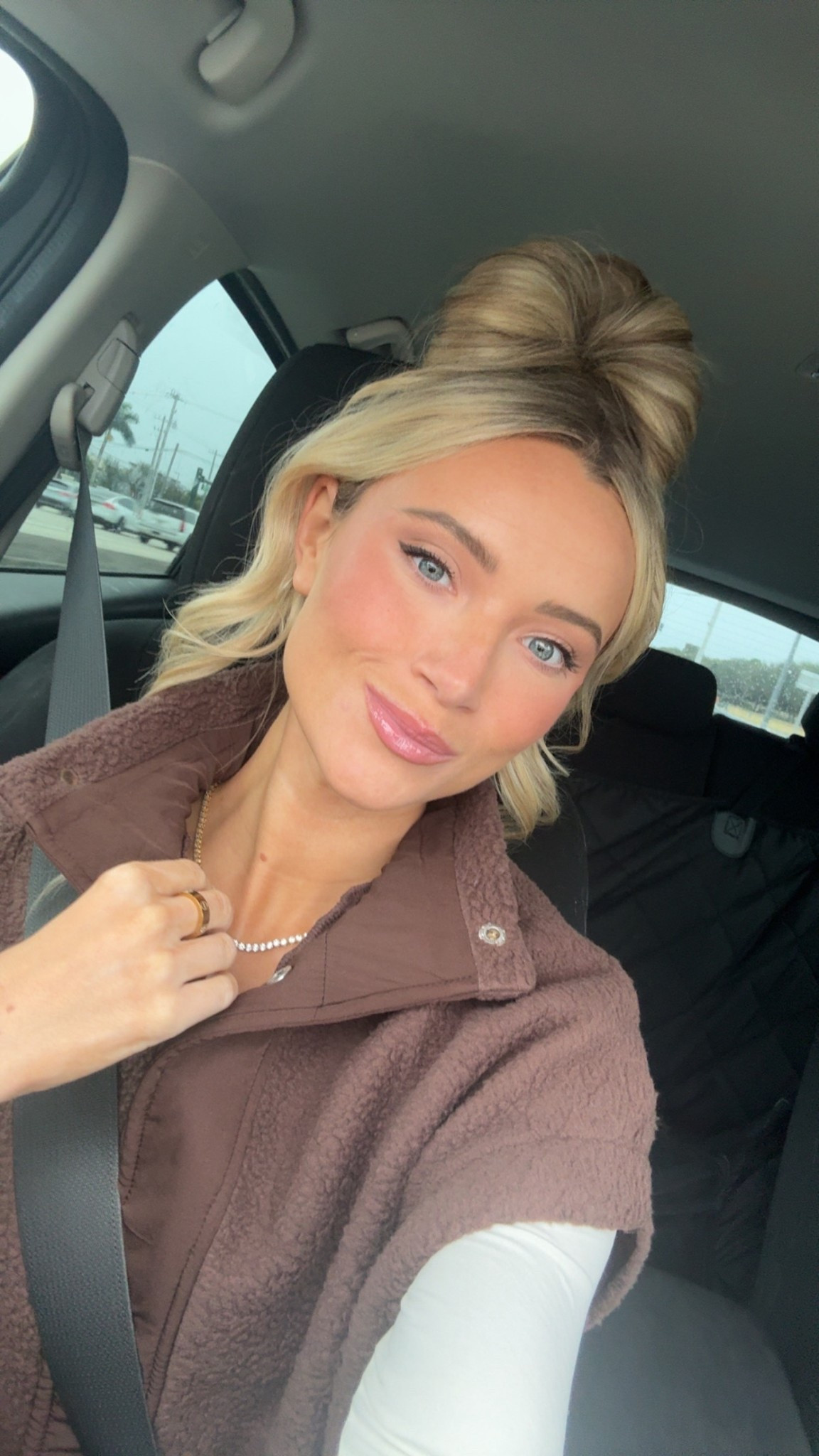 My everyday makeup! (: 

#LTKBeauty #LTKGiftGuide #LTKFindsUnder100