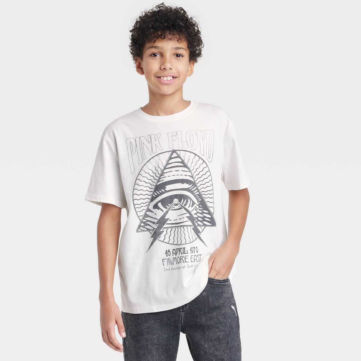 Boys' Pink Floyd Short Sleeve Graphic T-Shirt - art class™ Cream | Target