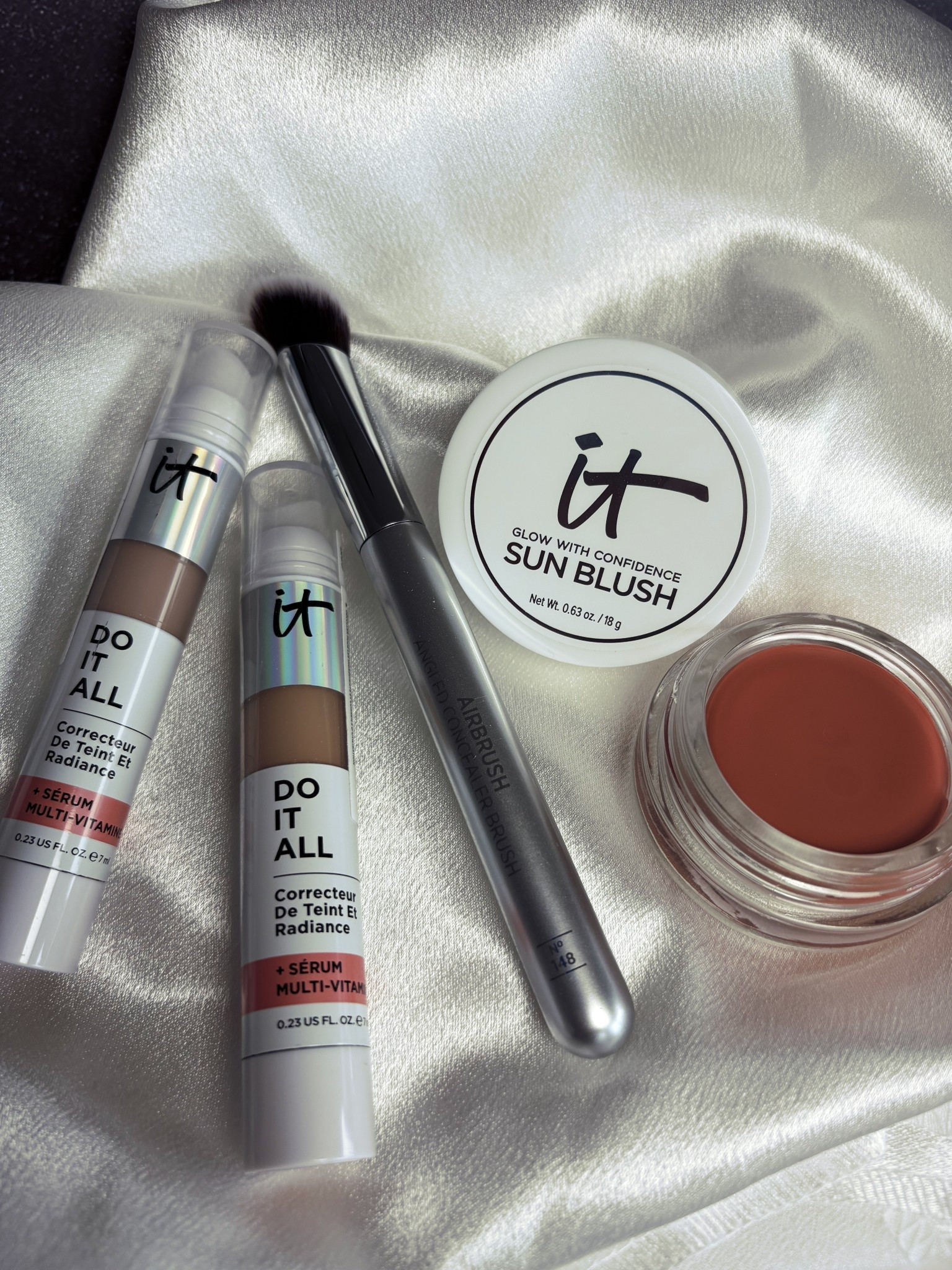 These new arrivals from #itcosmetics have become a new spring time staple for a soft yet glowy every day look ❤️

#LTKBeauty #LTKStyleTip #LTKFindsUnder50