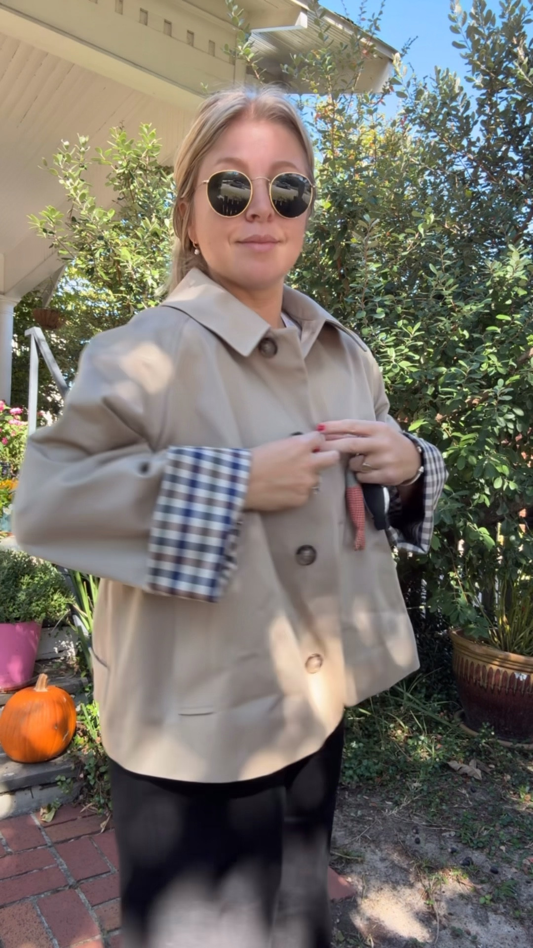 School Drop off OOTD - Cropped Camel Trench with Checkered / Gingham Lining - Sezane - sized up! Wearing a EU8



#LTKdayinmylife #LTKPetite #LTKMidsize