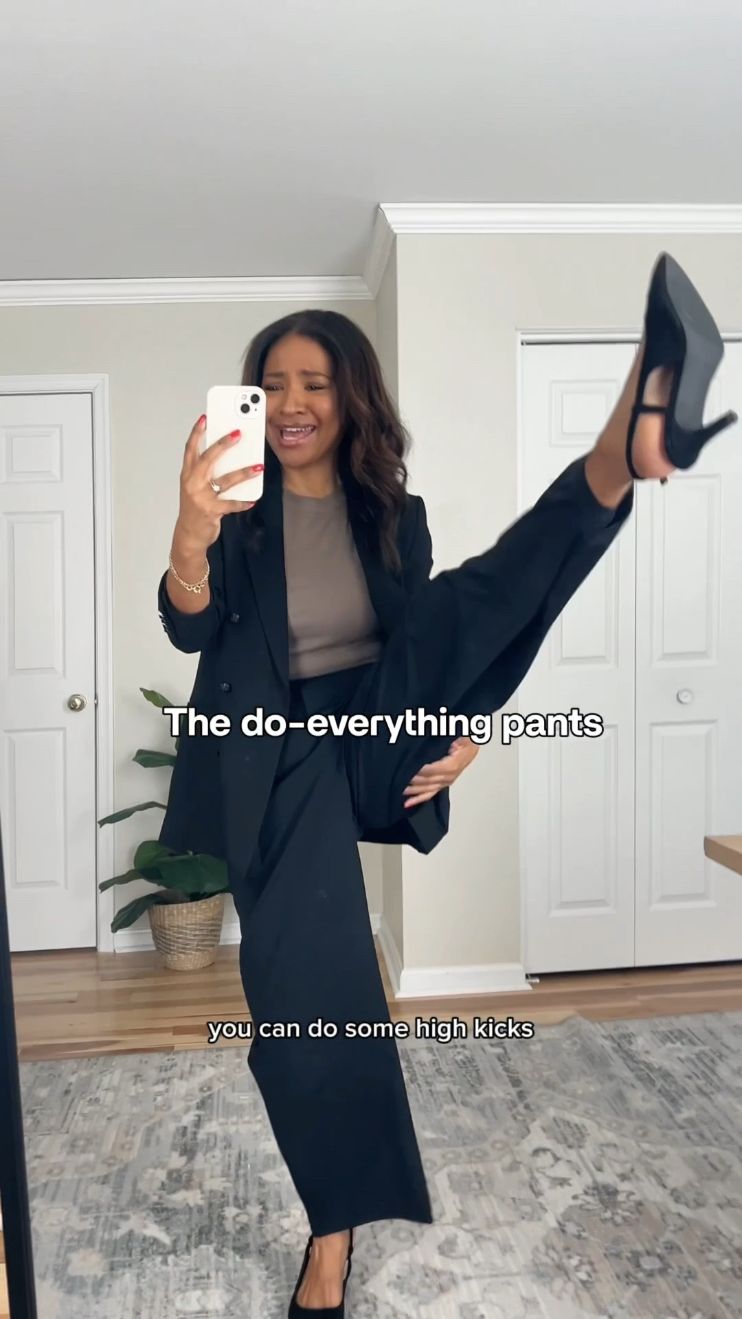 I would size up one in these pants! I’m wearing a medium 👌🏽

 #ltkootd #ltkover40