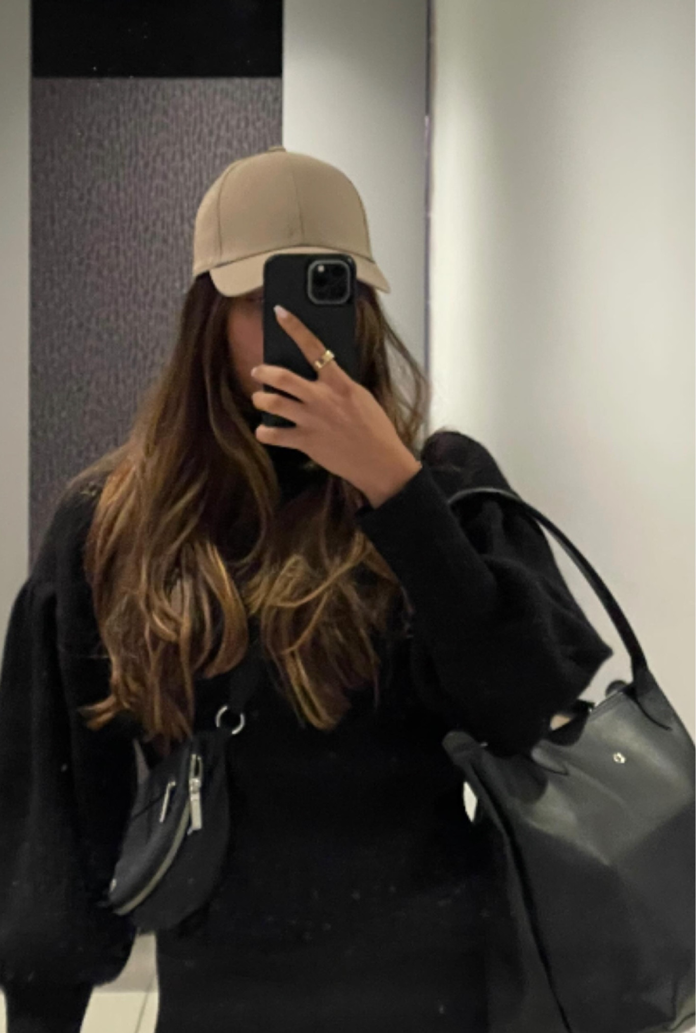 Airport outfit idea

#LTKstyletip #LTKFind #LTKtravel