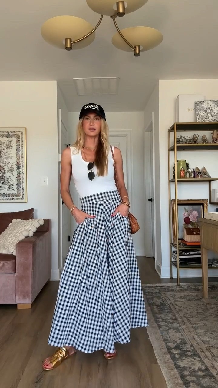 White tank + gingham Amazon skirt! 
Tank: runs TTS, wearing size XS long 
Gingham skirt: runs TTS, wearing size small

#LTKgrwm #LTKootd #LTKSeasonal