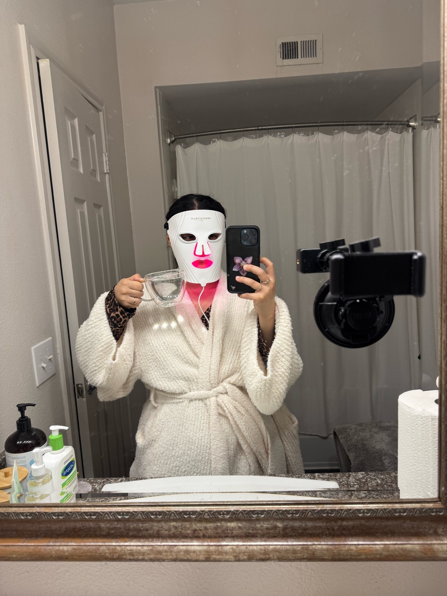 Red light therapy mask I use every other night as apart of my skincare routine 🫧

#LTKgrwm #LTKBeauty #LTKselfcare