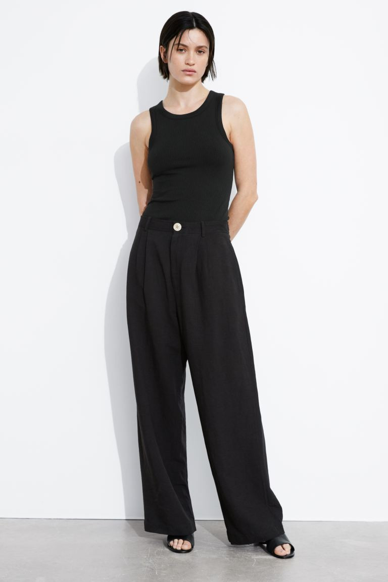 Luftige Hose mit lockerer Passform - Hoher Bund - Normale Länge - Creme - Ladies | H&M DE | H&M (DE, AT, CH, NL, FI)