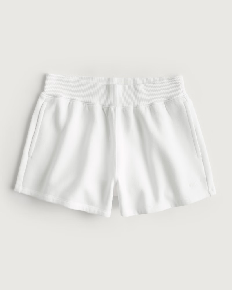 Ultra High-Rise Fleece Dad Shorts | Hollister (UK)