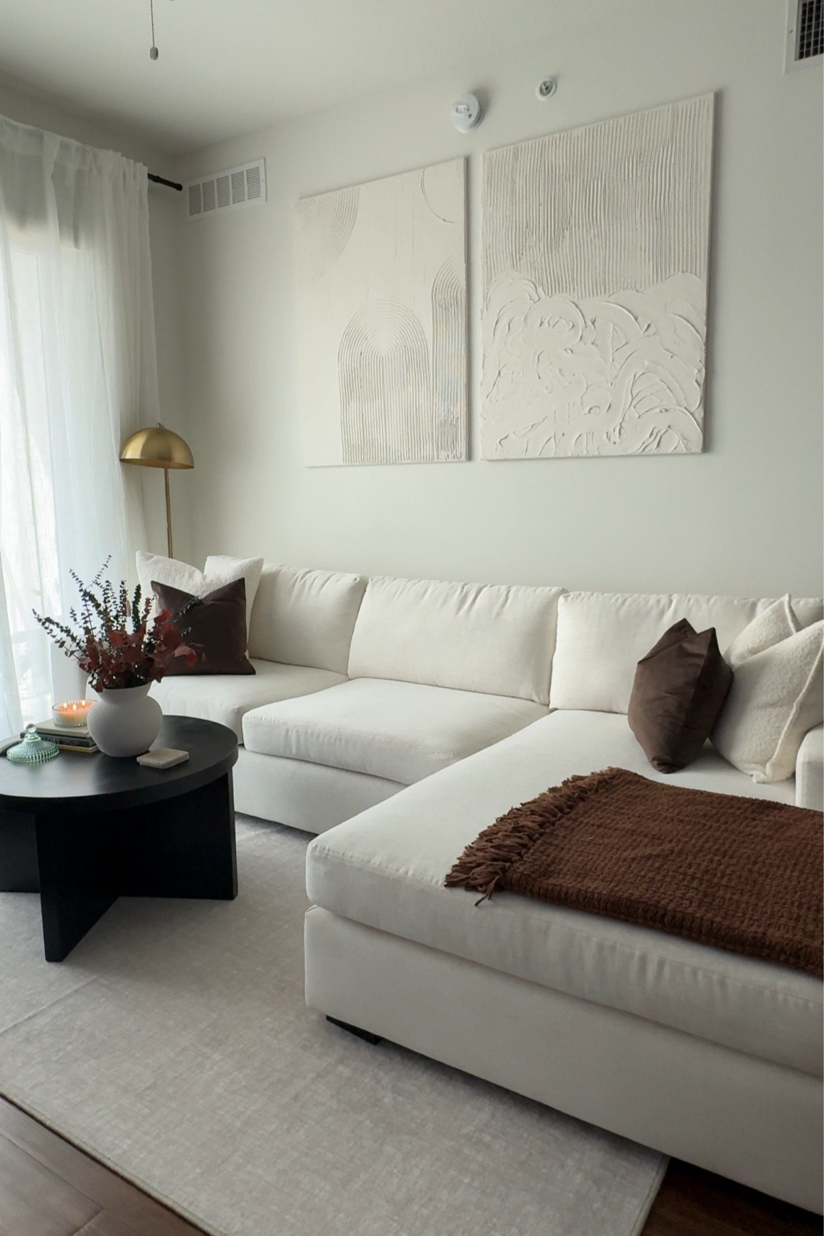 My living room 💕

#LTKFallSale #LTKHome #LTKSeasonal