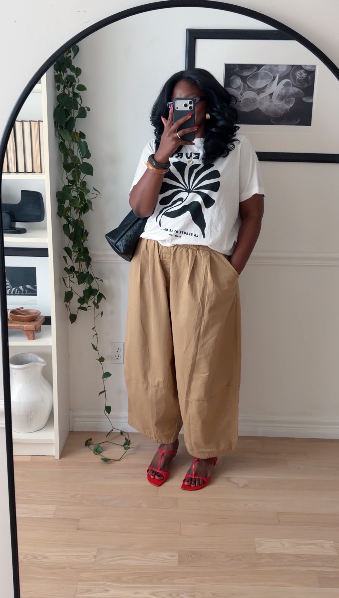 These barrel pants from @anthropologie are so comfy and come in plus size. I am wearing an xl tall #summeroutfits #momoutfits

#LTKcanada #LTKmidsize #LTKsummer