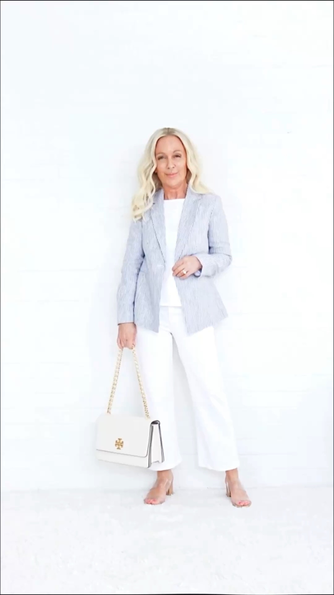 Change the layer, change the look… 
and suddenly getting dressed feels effortless.

Same base. Two completely different vibes.
Elevated ➝ Casual

All it took? A simple layer swap.

This is how you simplify your wardrobe AND multiply your outfits—without trying harder 🤍

Comment LAYER if you love this.


✨Midlife It Girl Energy,
Valarie

#LTKPetite #LTKSeasonal #LTKOver40