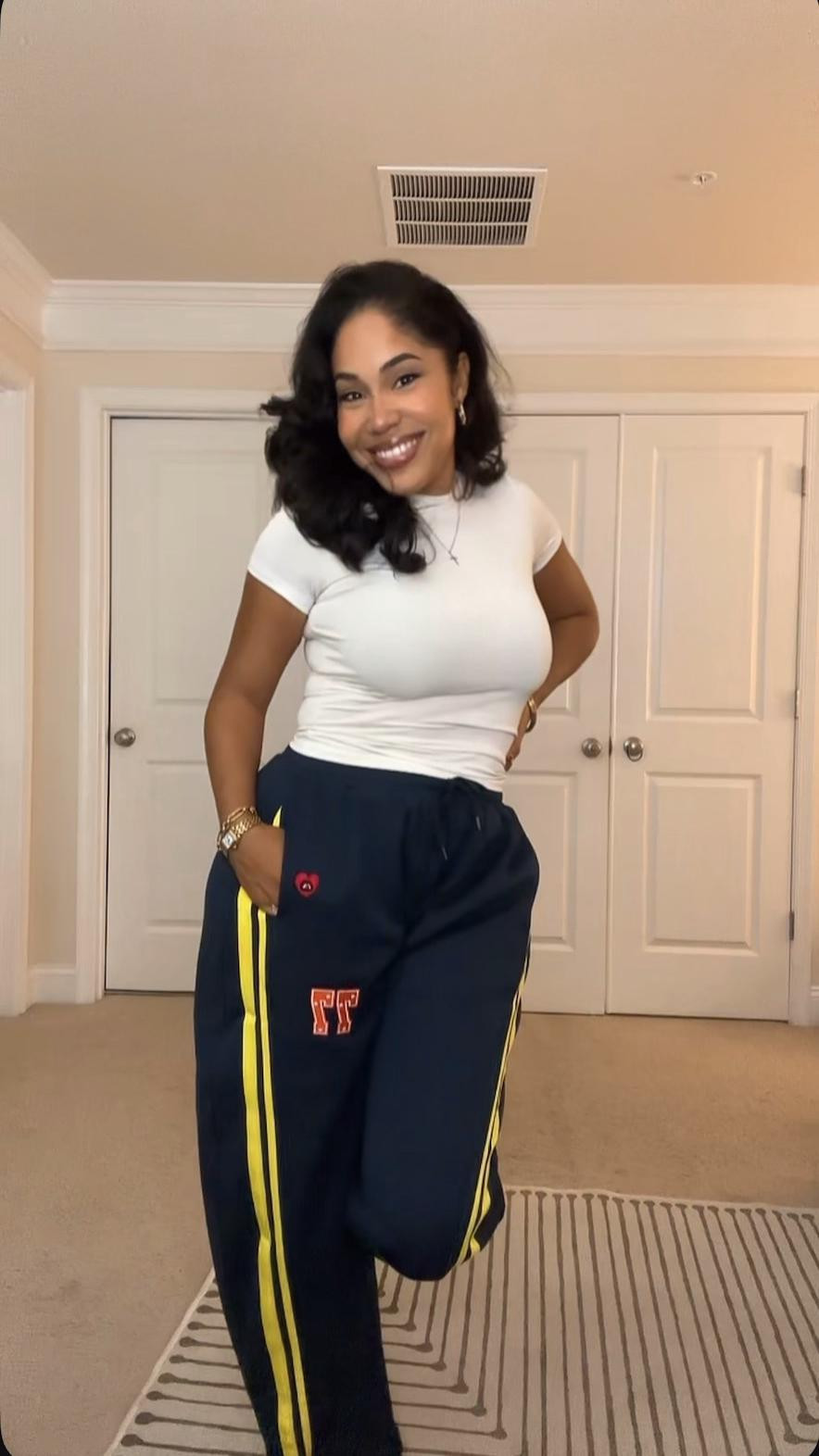 A cute, chill outfit for the weekend. Aelfric Eden sweats, of course and my go to Amazon tee🙌🏾

#LTKActive #LTKFindsUnder100 #LTKStyleTip