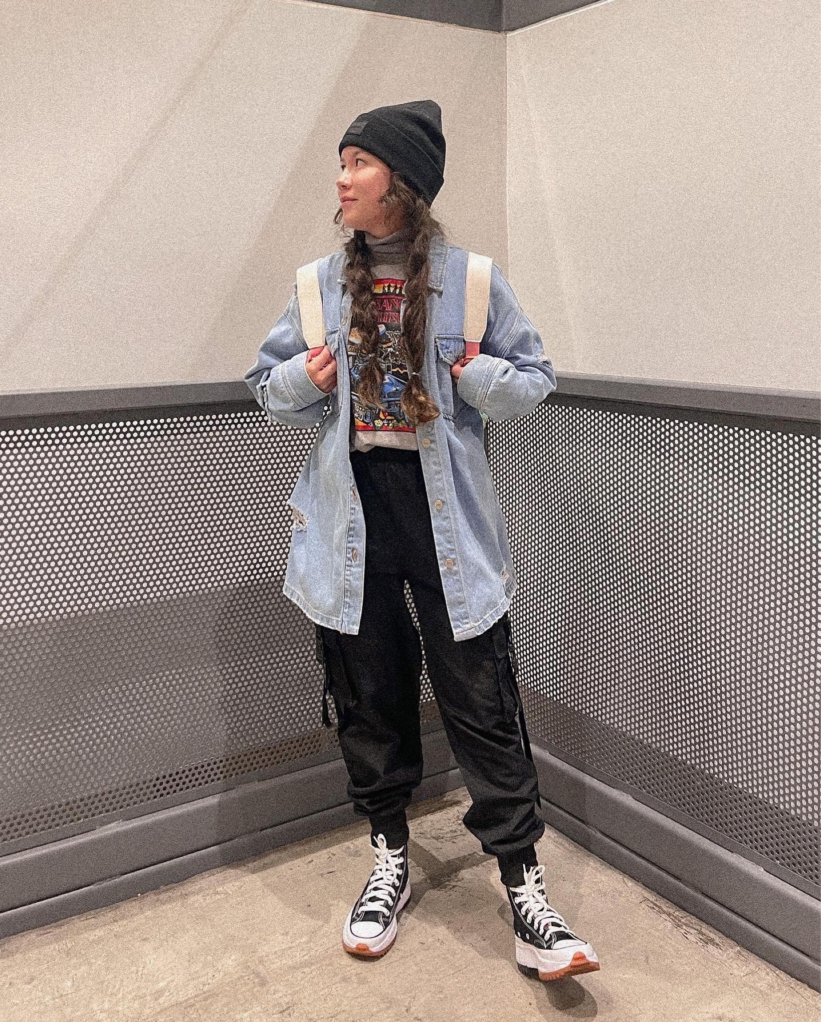 Styling my platform converse with black cargo pants and jean jacket 🖤

#LTKbeauty #LTKFind #LTKstyletip