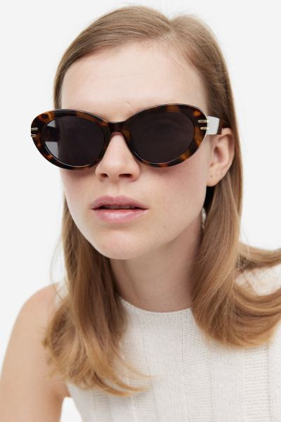 Round sunglasses | H&M (UK, MY, IN, SG, PH, TW, HK)