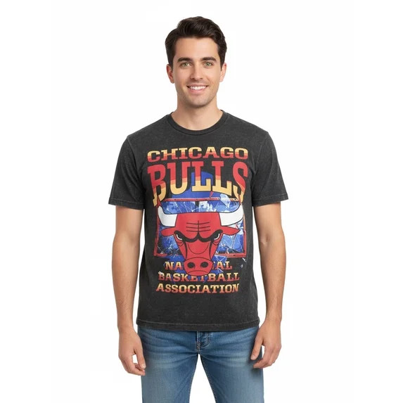NBA Chicago Bulls Men's & Big Men's Front & Back Boxy Fit Mineral Wash Graphic T-Shirt, Sizes XS... | Walmart (US)