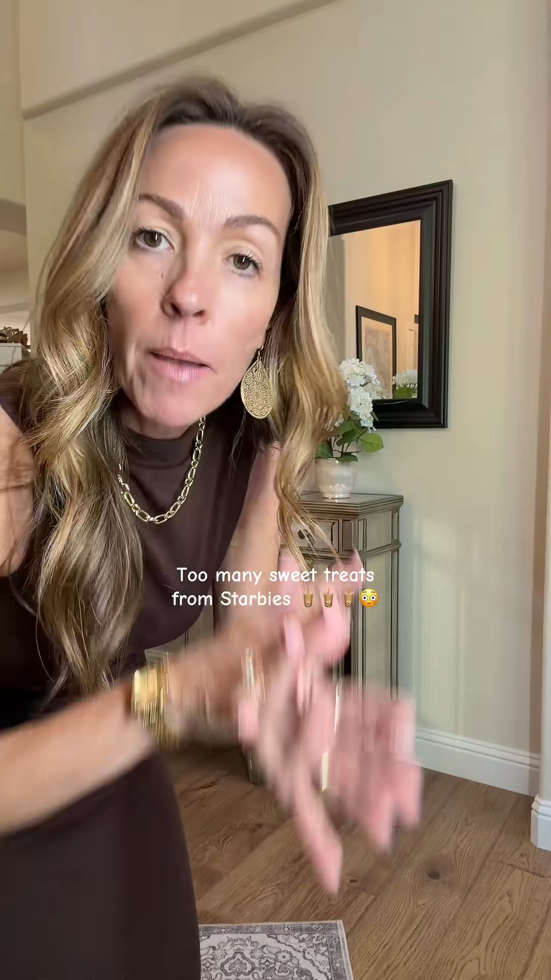Sucks you right in!  

 #LTKgrwm #LTKootd #LTKOver40