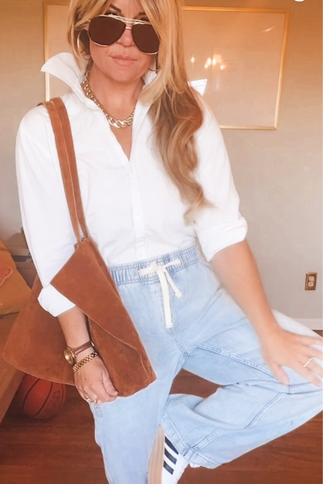 Fall outfits 
Fall outfit ideas
Gap wide leg jeans 
Roomy comfy wide leg pants
Suede bag
Platform sneakers 

#LTKFindsUnder100 #LTKVideo #LTKFindsUnder50