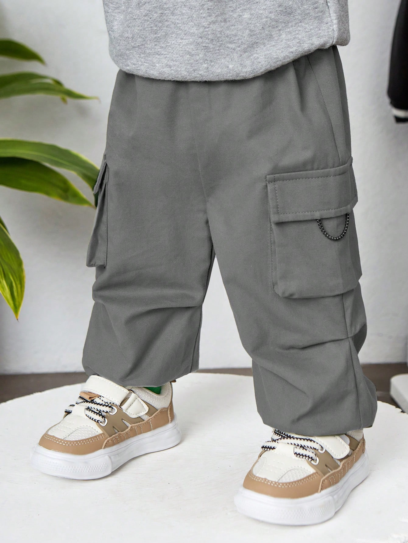 SHEIN Baby Boy Flap Pocket Side Cargo Pants | SHEIN