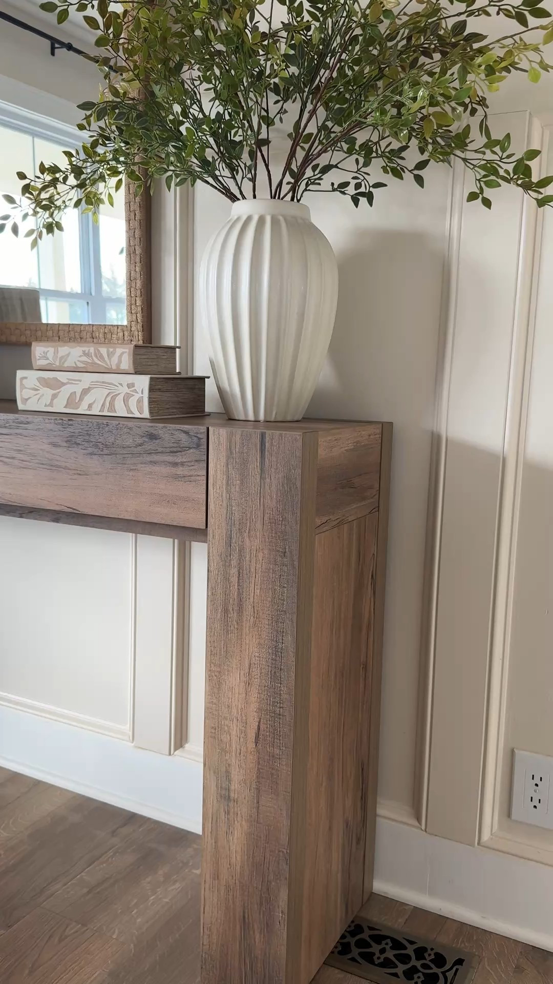 Love this new designer look for less console table! Price is SO GOOD for the quality!! The seamless drawers are great.

Console table, entryway table, sofa table, table decor, home decor, shelf decor, wall mirror, table lamp, vase, large vase

#LTKSaleAlert #LTKHome