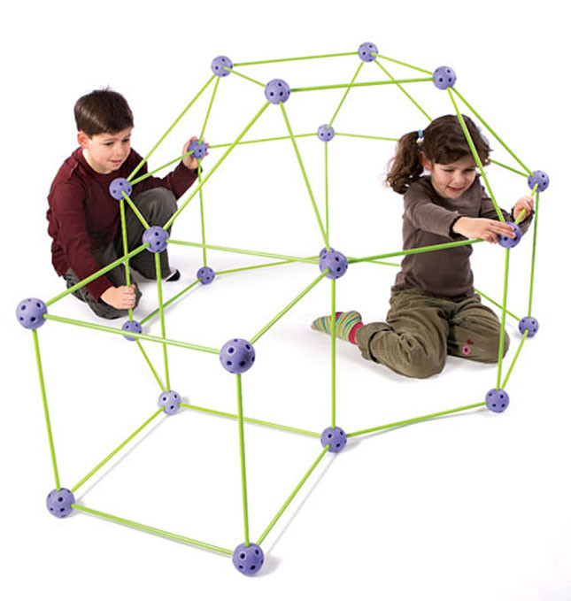 Crazy Forts! - 69 Pieces | Fat Brain Toys