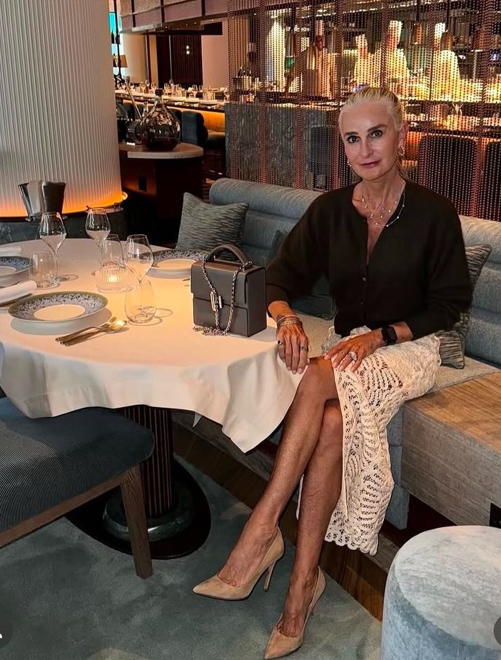 White Lace skirt
Black cardigan
Nude pumps 

#LTKPetite #LTKOver40 #LTKStyleTip