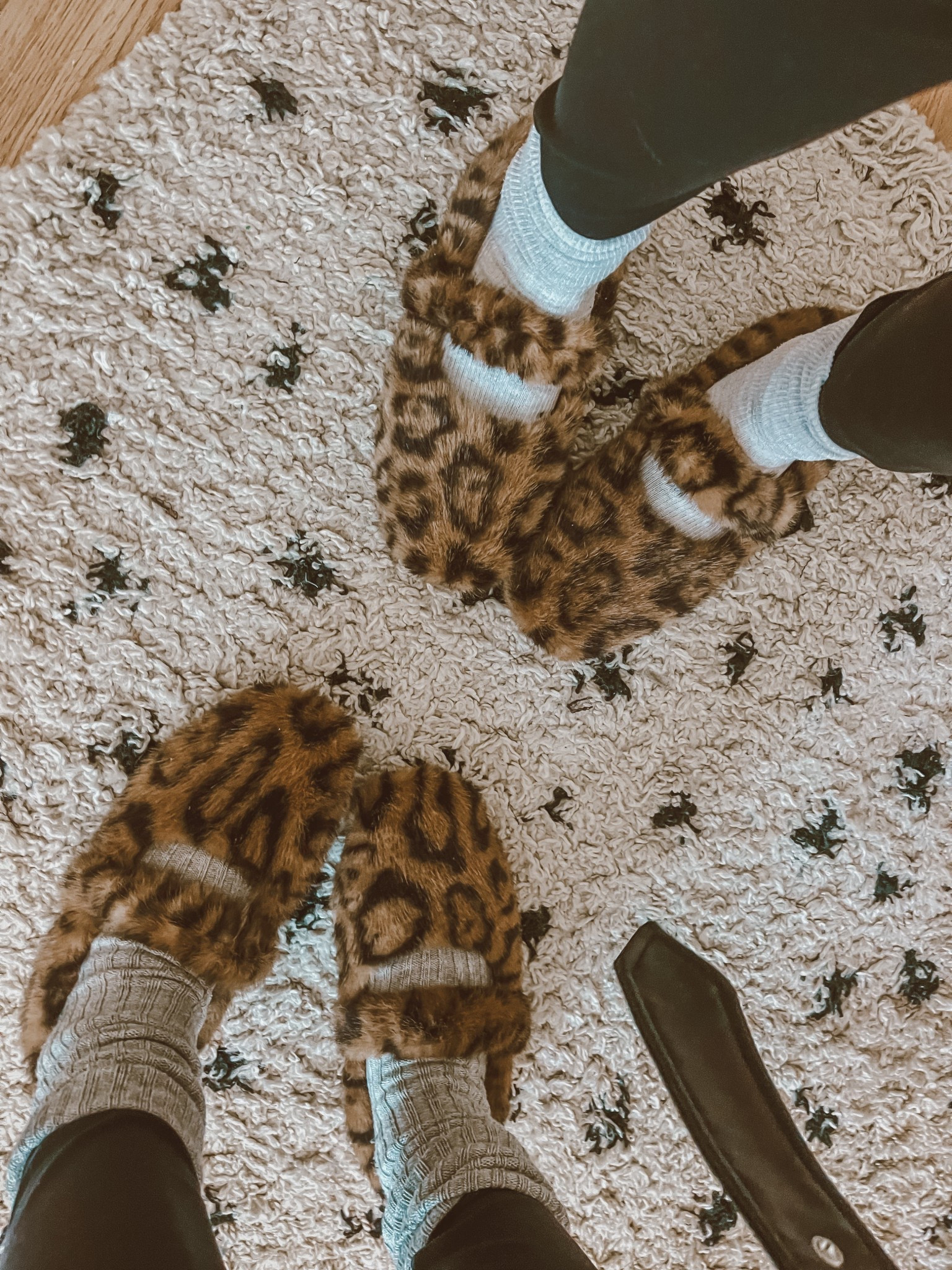 Obsessed with our new Cozy leopard slippers also suitable for outside!! We are on our way 🥰🥰

#LTKU #LTKShoeCrush #LTKHoliday