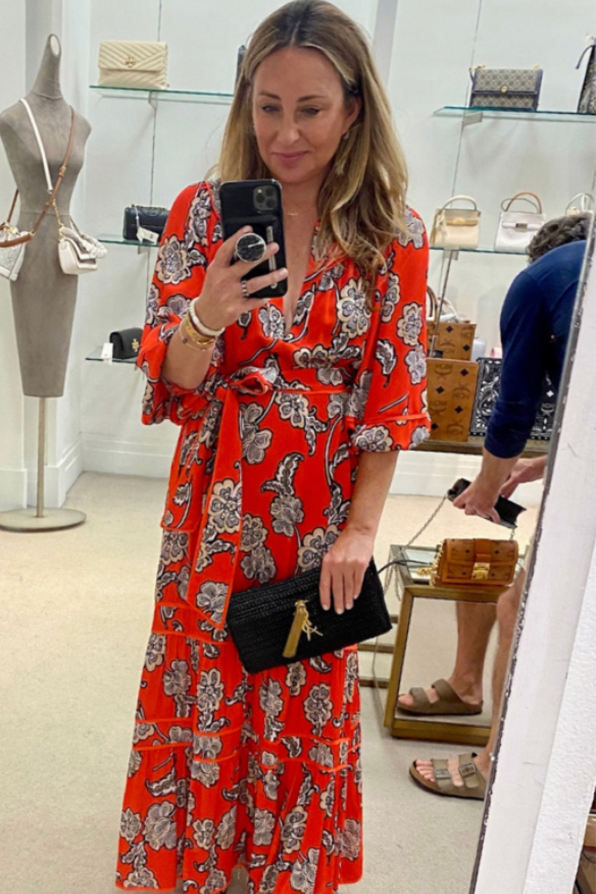 Had a little try on at Saks, ended up really loving this fall transitional dress! Can’t stay away from all of the red! ❤️

#LTKwedding #LTKstyletip #LTKSeasonal