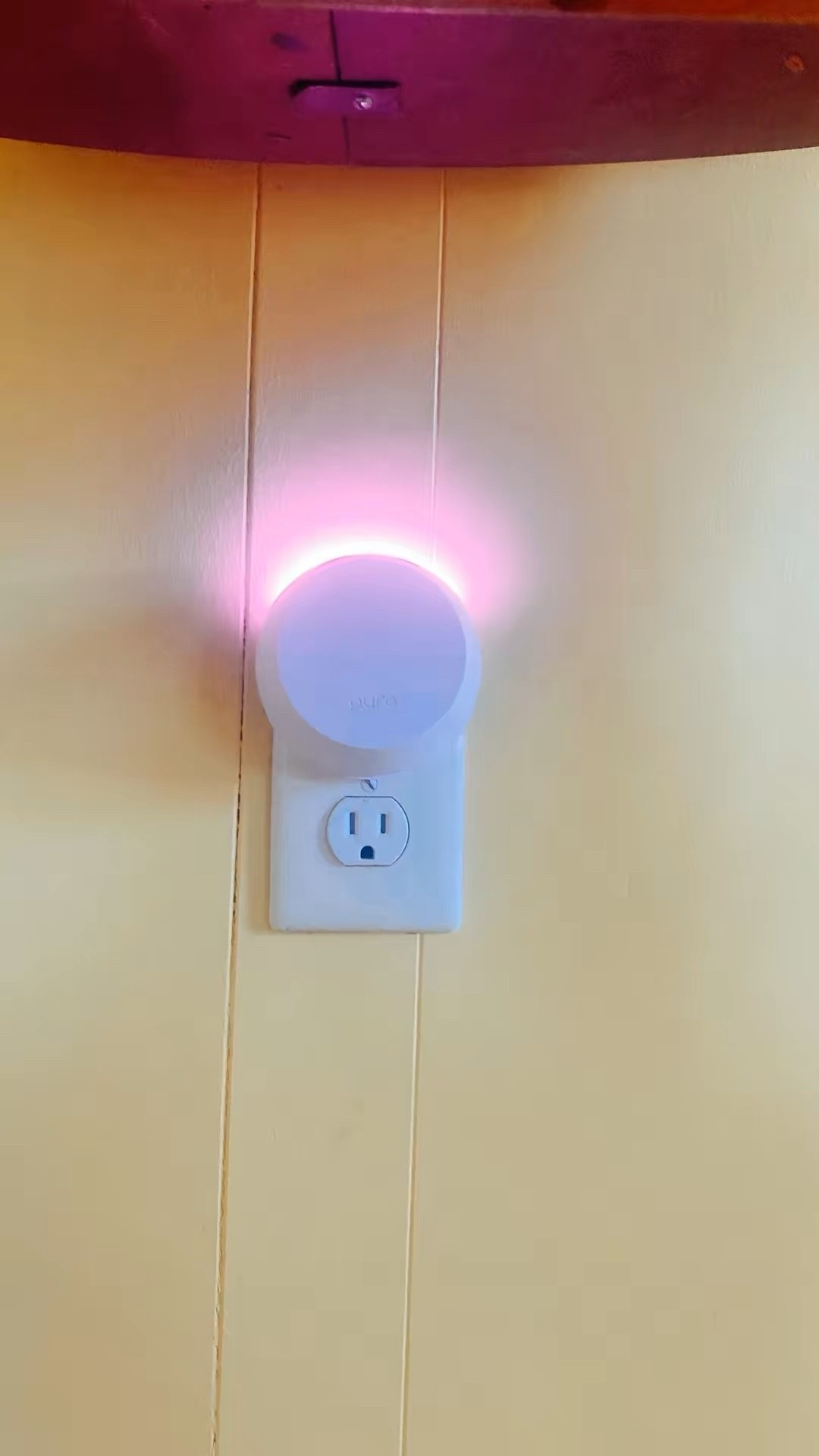 This diffuser right here !! They have the best scents i absolutely love Pura by far the best purchase I’ve ever made! I also linked the scents I get!