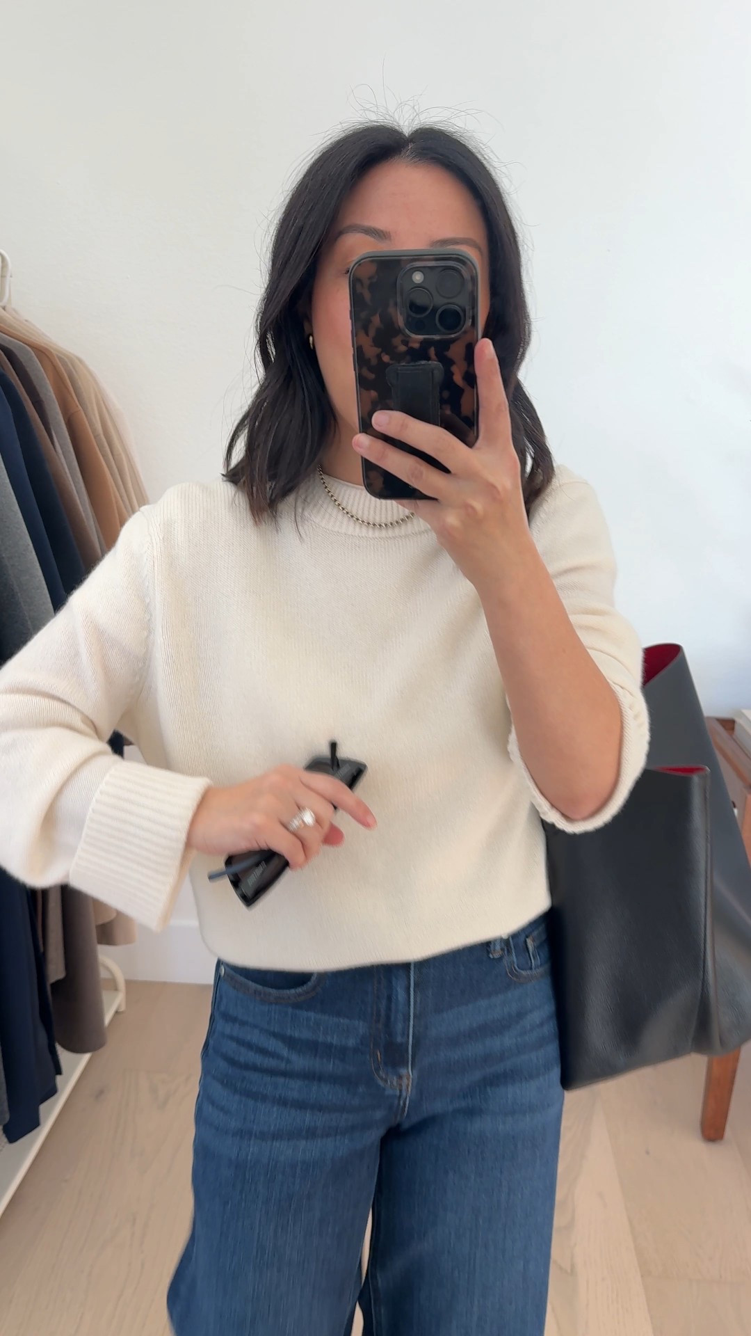 My favorite @onequince sweater of all time. Cashmere, oversized fit, and the drape is stunning. Go tts for a roomy fit, size down for a closer fit. #QuincePartner 


#LTKPetite