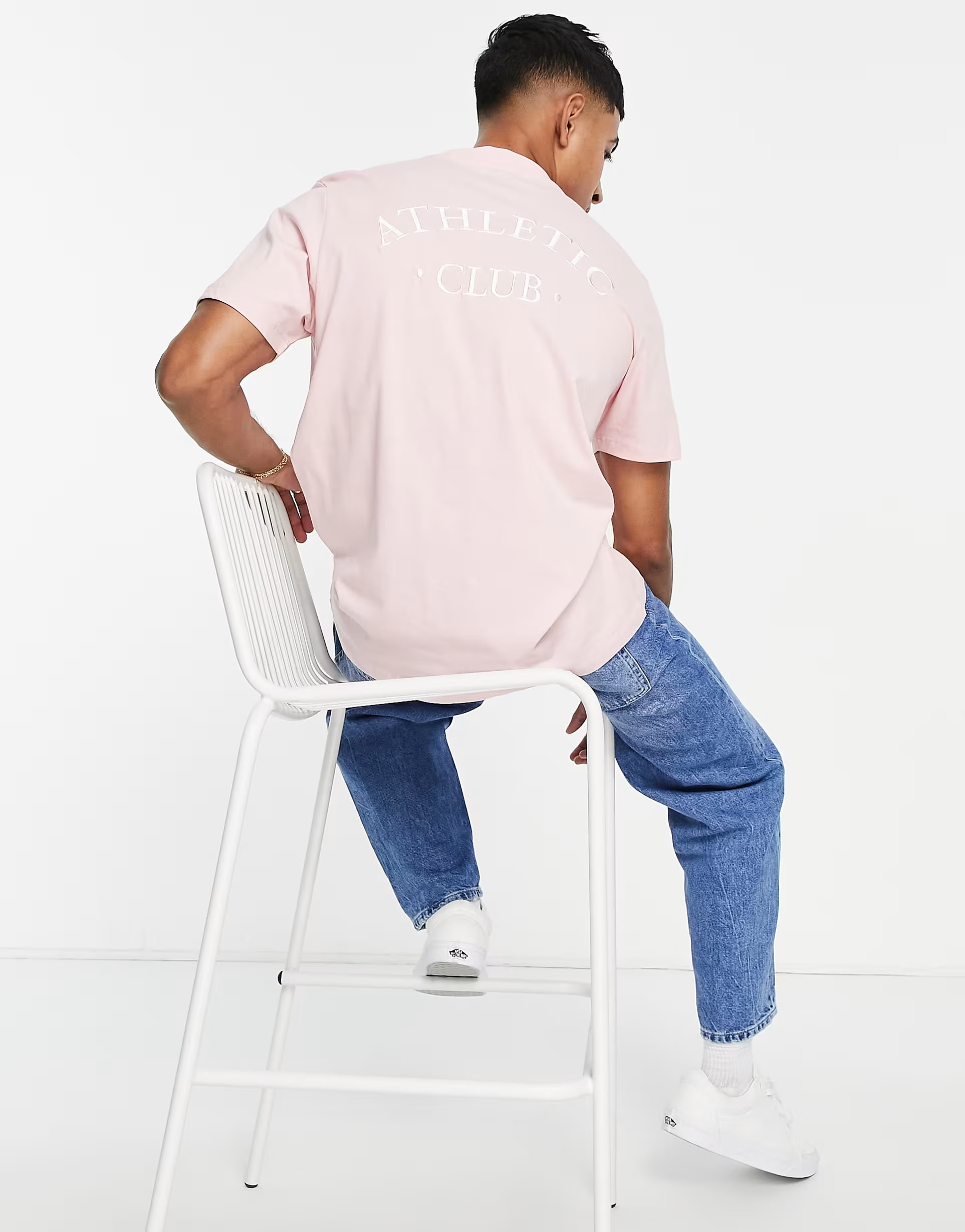 Jack & Jones Originals oversized T-shirt with athletic embroidery in pink | ASOS (Global)