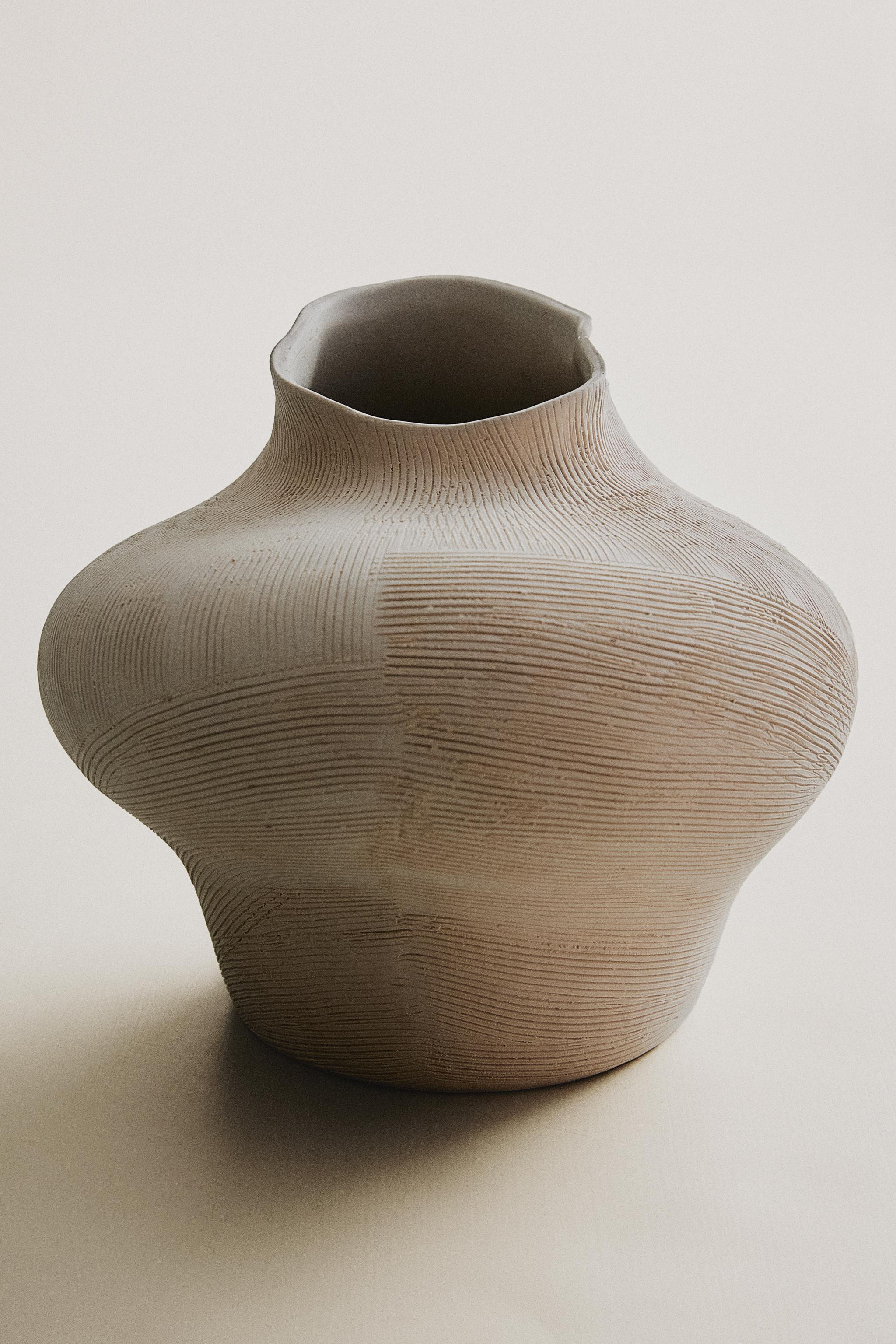 IRREGULAR CERAMIC VASE | Zara US