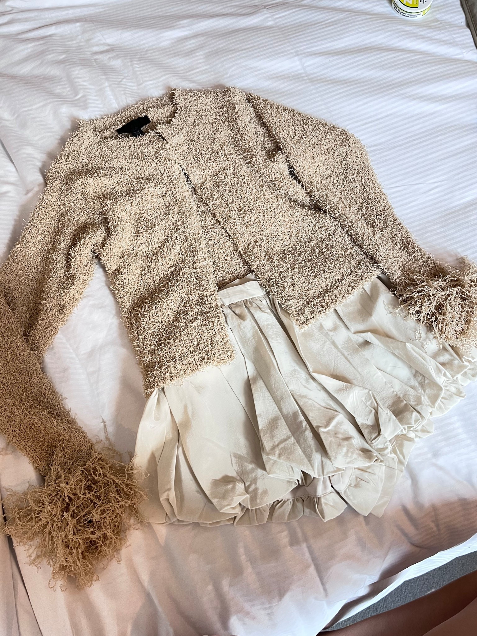 Bubble skirt
Paris outfit


#LTKFindsUnder100 #LTKStyleTip #LTKFindsUnder50