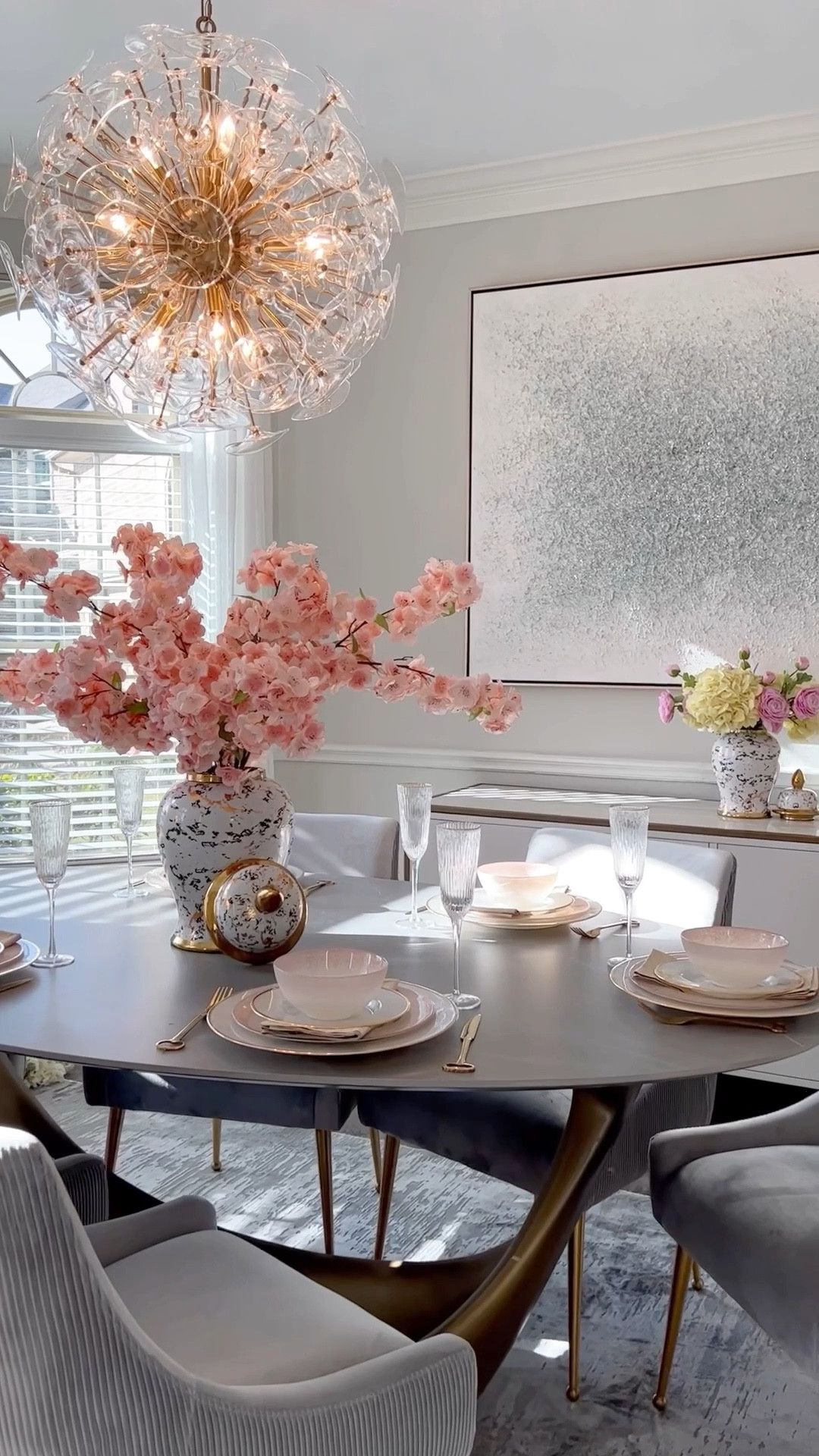 Dining room design and decor #homedecor #diningroomtable #diningroomchair 

#LTKFind 

#LTKhome #LTKsalealert