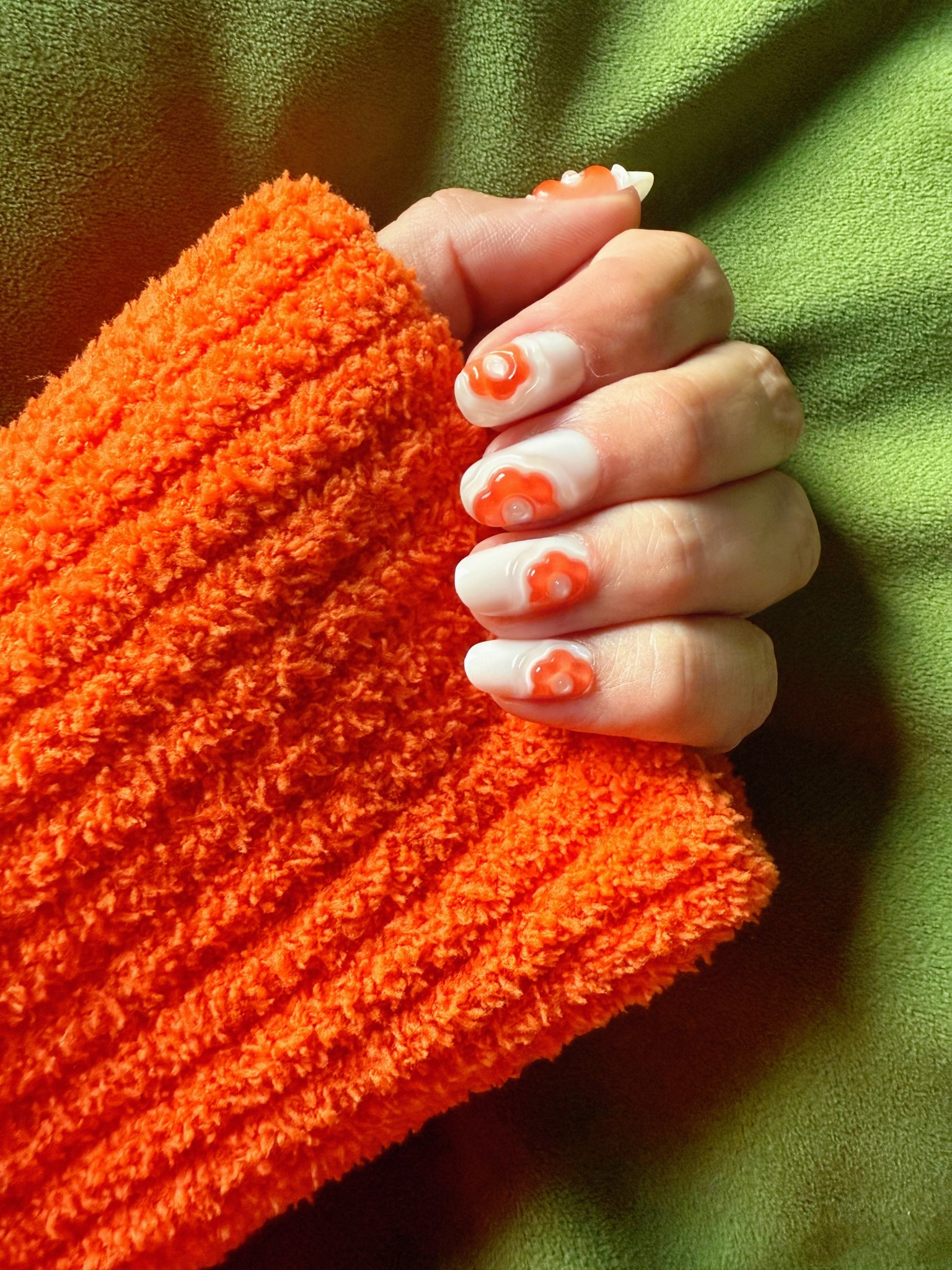 Flower power 🌸

This puffy floral press-on set is perfect!

Looks & feels salon quality but they only cost me $10 and took 20 minutes!

My kind of mani 💅🏼

#LTKBeauty #LTKFindsUnder50