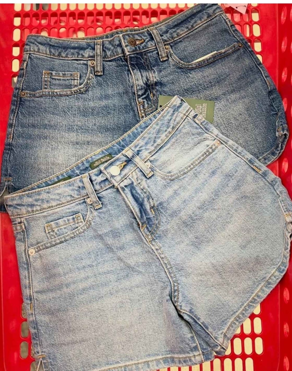 AGOLDE dupes !? Yes please ☝🏼🤗 $20 verses $150🫣🫣🫣

#LTKdayinmylife #LTKMothersDay #LTKmomlife
