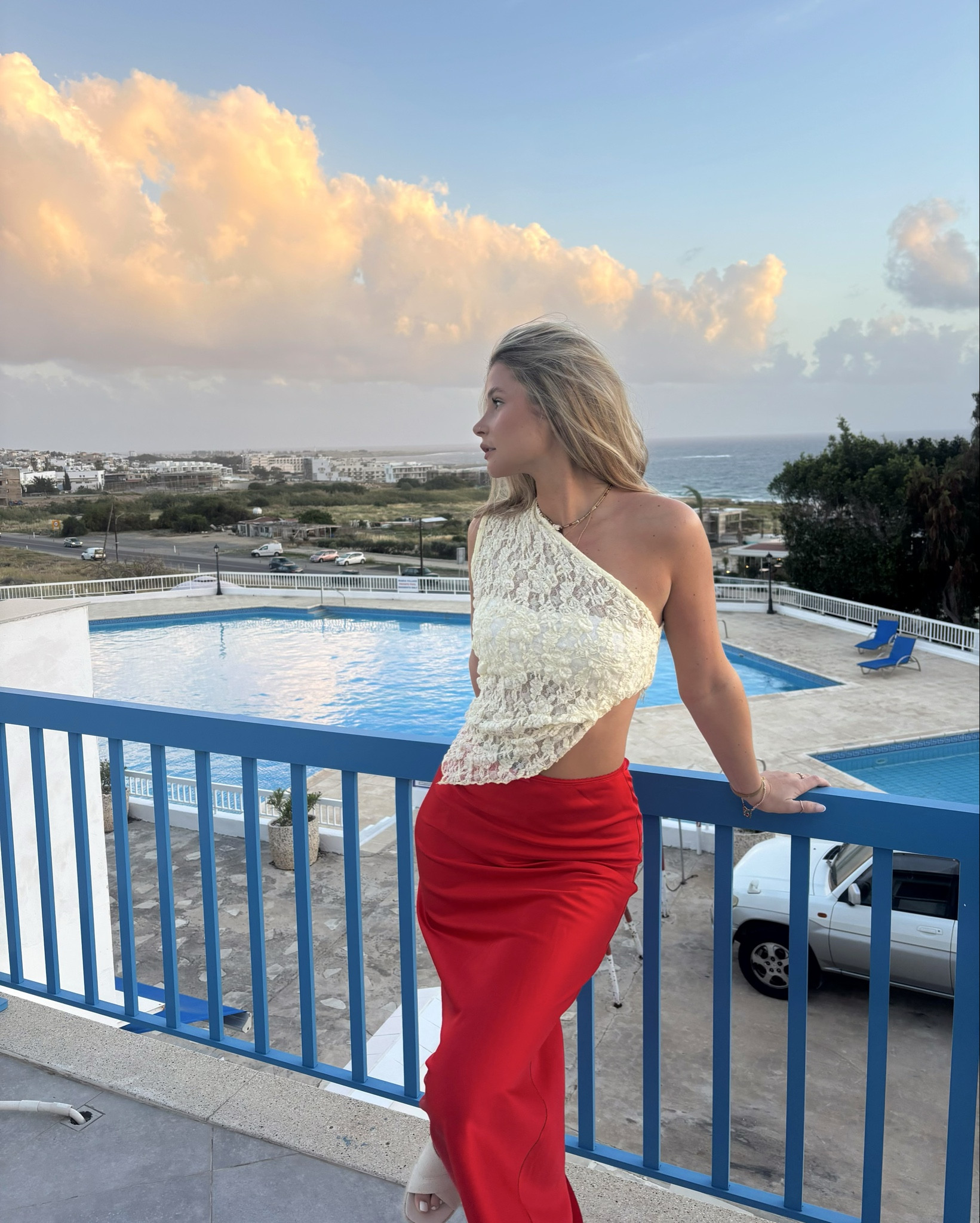 Red skirt// white top// Holiday outfits 

#LTKeurope #LTKstyletip #LTKsummer