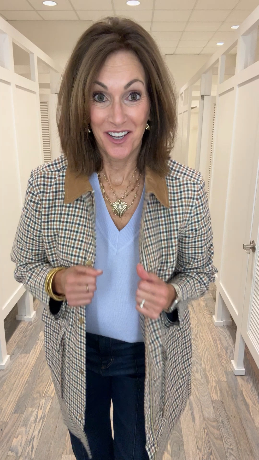 Fall style 

Plaid Barn Jacket - M
Vneck luxe sweater - M (feels like cashmere)
Pintucked cropped wide leg jeans - size 29/8 (run a little big)

Loafers - 20% off code : Annie20
Loafers are so comfortable! Lots of footbed padding and flexible. 

Chain link necklace and bracelet discount - anniek20

Fall jackets 
Weekend style 
Casual workwear style 

#LTKShoeCrush #LTKStyleTip #LTKVideo