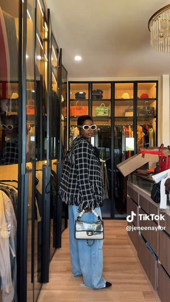The perfect spring #OOTD

Jacket is giving Chanel, but its from Zara!  

 #LTKgrwm #LTKootd #LTKSeasonal
