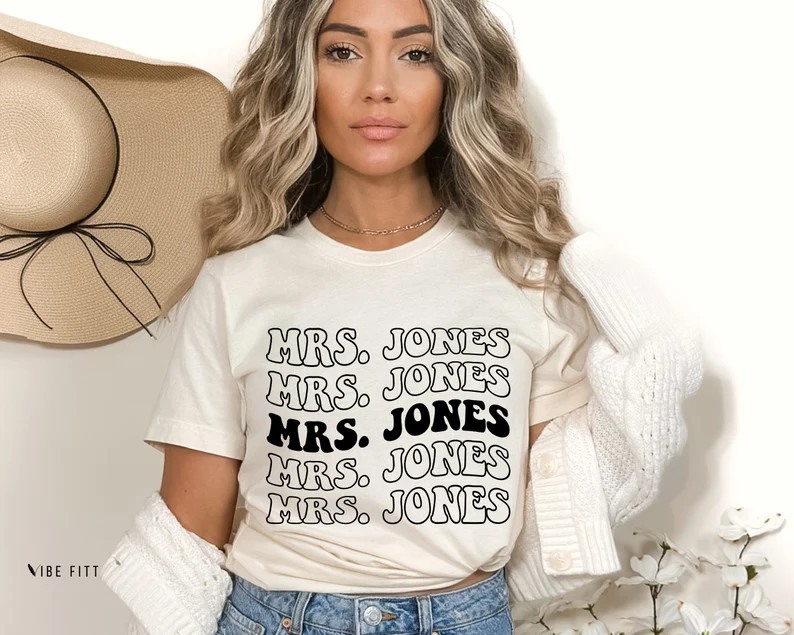 Retro Custom Mrs Shirt Bride Shirt Personalized With Your Last Name Tee Honeymoon Tee Trendy Wife... | Etsy (US)