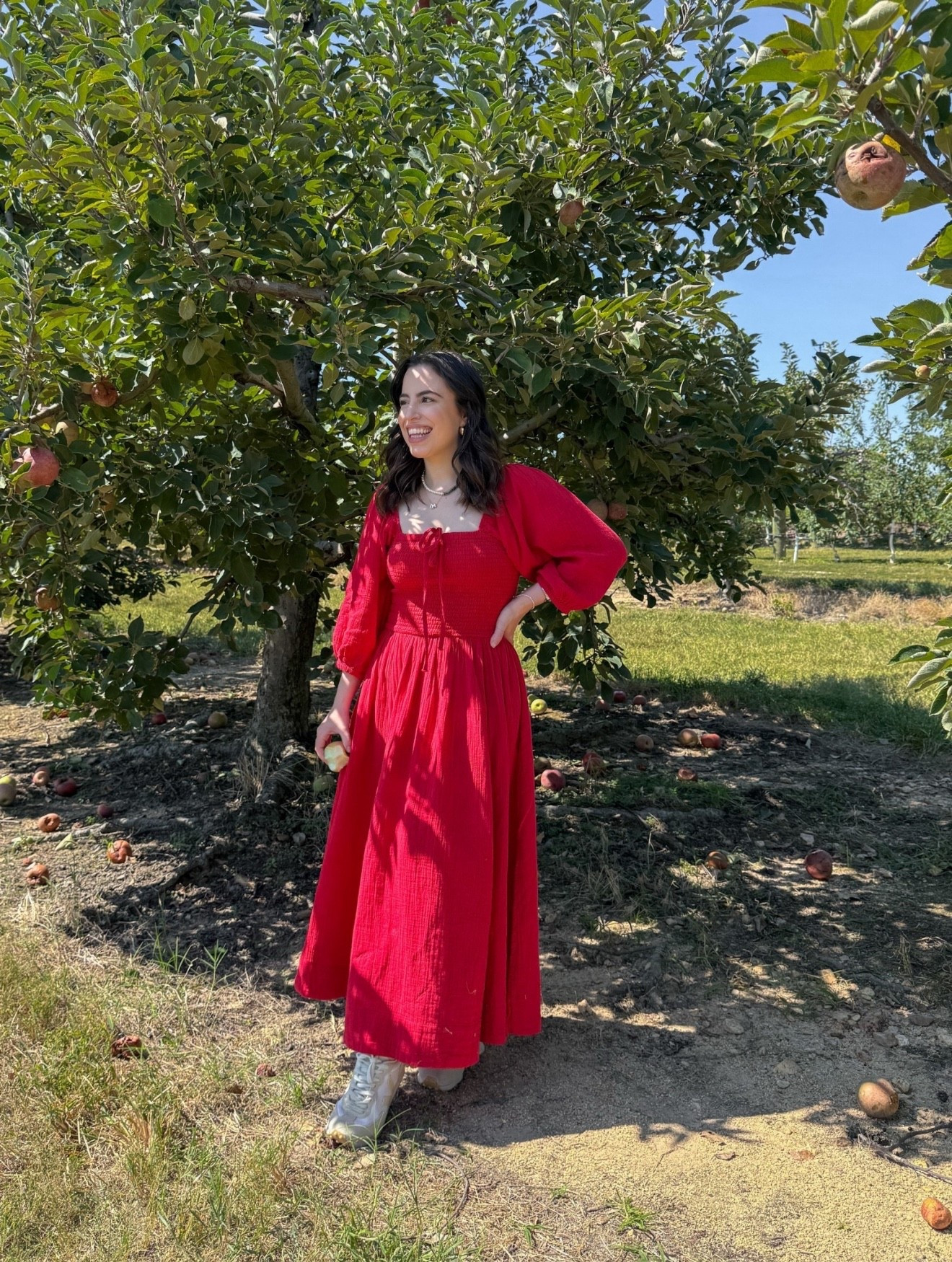 If you need a dress for your next date night, this red midi is it. I’m obsessed with the fit, and you can grab it in an XS for under $60!

ootd, date night look, how to style, romantic outfit, affordable look, casual chic, vacation inspo, dressy look

#LTKSeasonal #LTKootd #LTKU