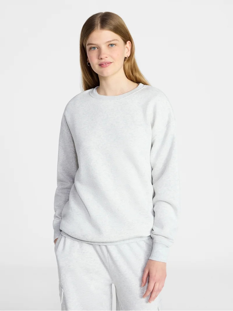 No Boundaries Oversized Fleece Sweatshirt with Long Sleeves, Women's Sizes XXS-4X | Walmart (US)