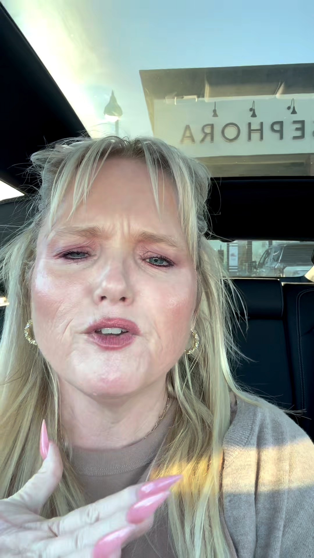 My favorite all
In one foundation Palettes and brushes. Great for mature skin ❤️

#LTKBeauty #LTKselfcare #LTKgrwm